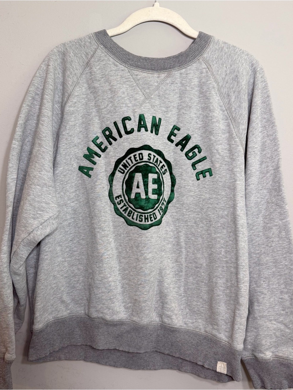 Anerican Eagle gray and green sweatshirt size medium